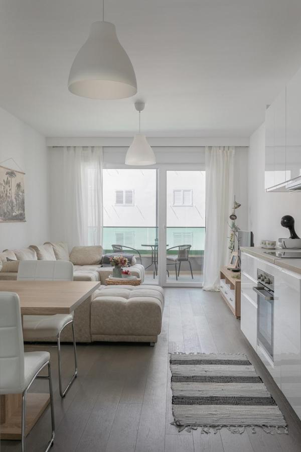 Silver Sea Apartment Makarska Exterior photo